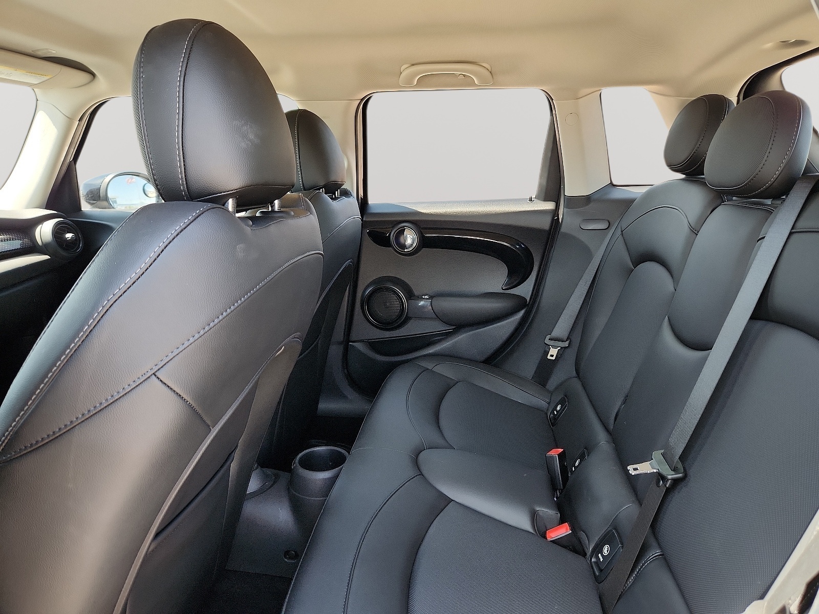 2021 MINI Hardtop 4 Door S - Photo 8