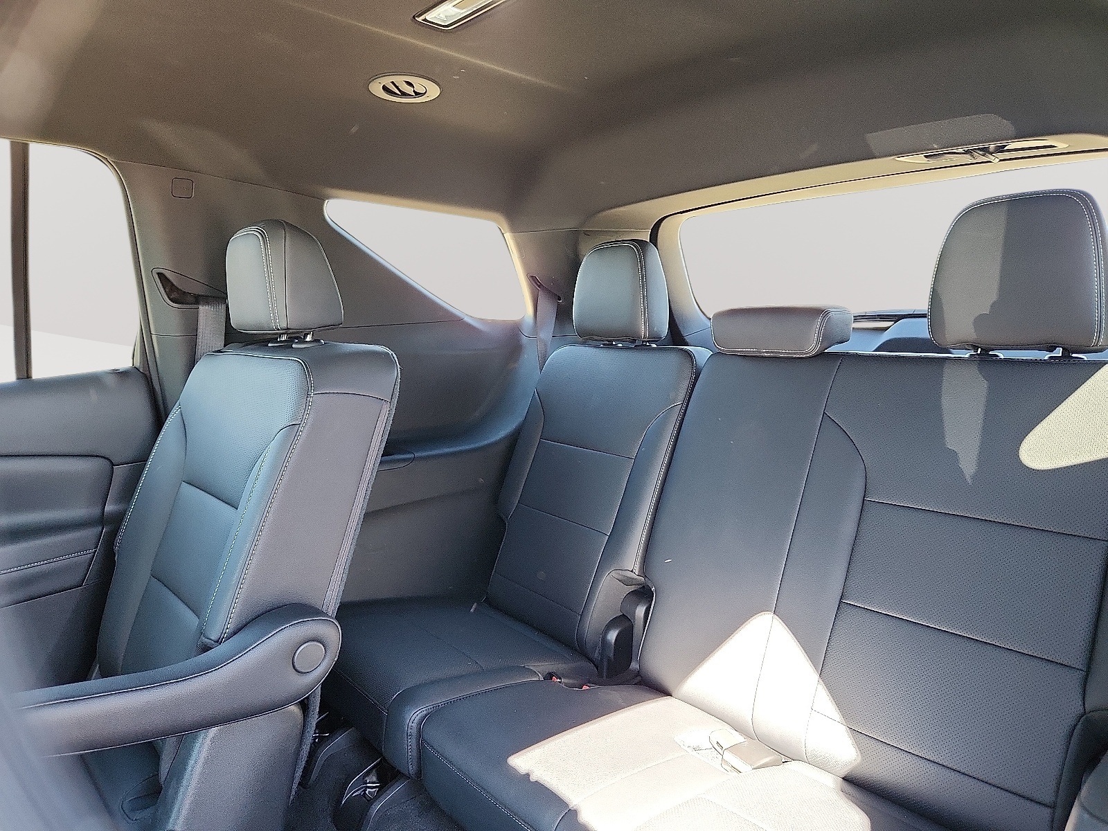 2025 Chevrolet Traverse LT - Photo 7