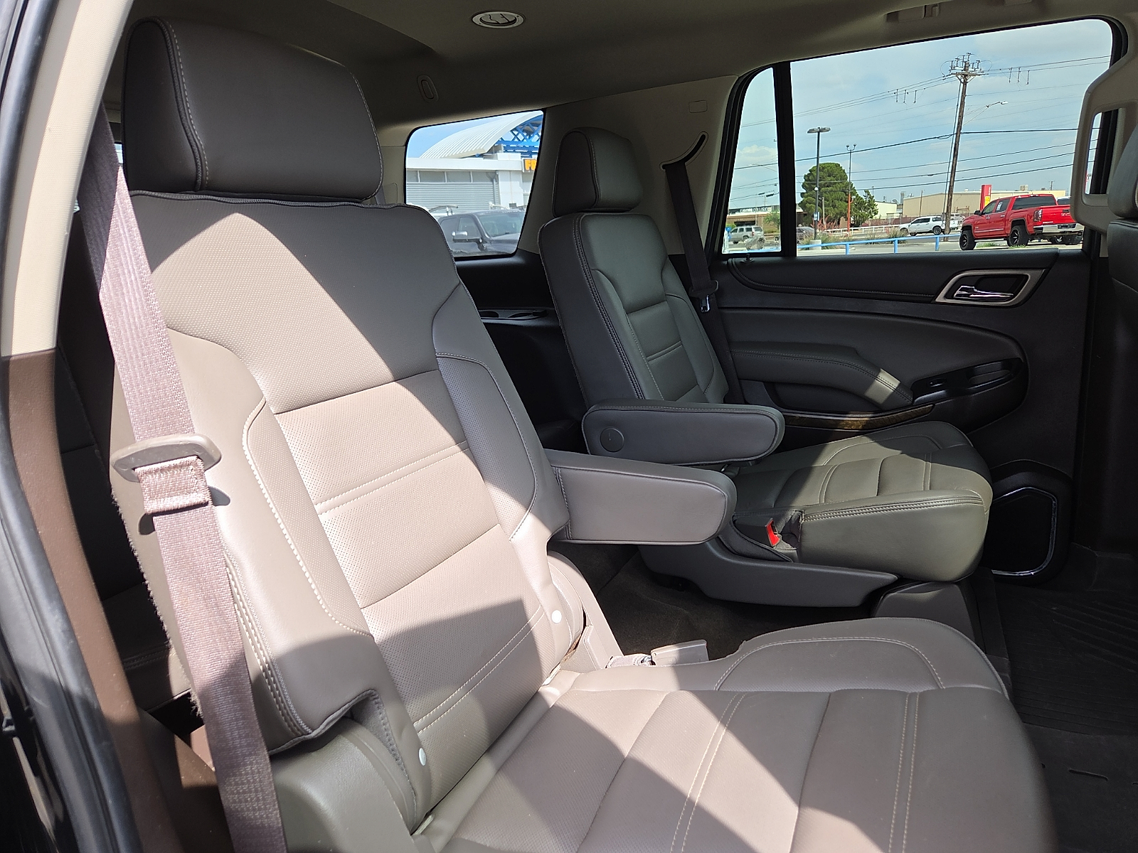 2018 GMC Yukon Denali - Photo 8
